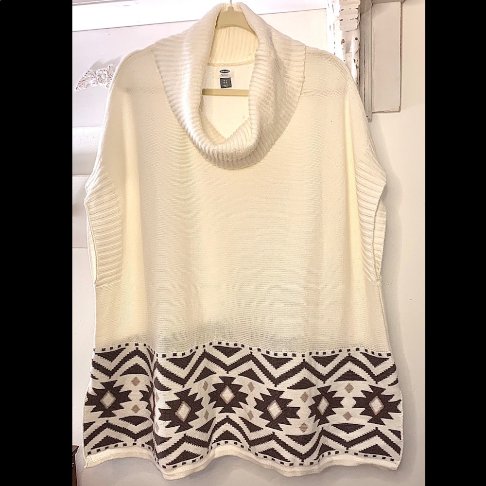 Old Navy Pancho/Cowl Neck Sweater Beautiful Aztec Print